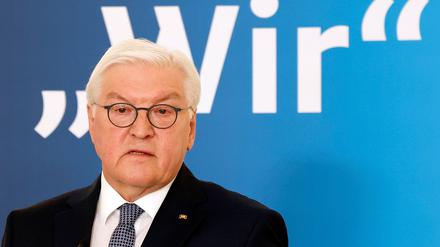 Bundespräsident Frank-Walter Steinmeier stellte sein Essay „Wir“ am Mittwochvormittag im Schloss Bellevue vor.