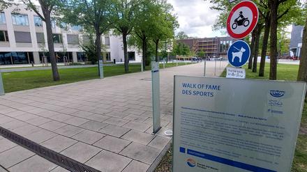 Der „Walk of Fame“ am Luftschiffhafen.