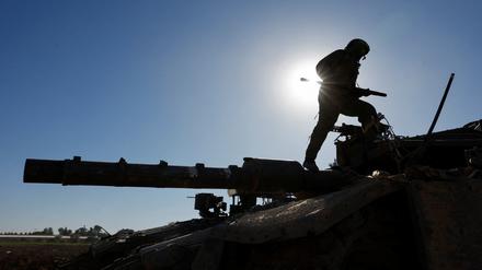 Das israelische Militär ist derzeit an mehreren Fronten gebunden.