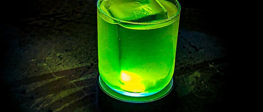 Strahlende Schönheit: Der Drink mit dem nicht unbedingt vertrauensbildenden Namen „Radioaktivität“ in der Bar „The Storage“.