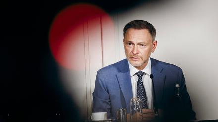 Bundesfinanzminister Christian Lindner (FDP) plant etwa, den restlichen Solidaritätszuschlag für Gutverdiener abzuschaffen.