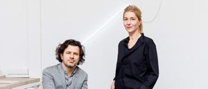 Der Bühnenbildner Pierre Jorge Gonzalez und die Architektin Judith Haase in ihrem Designbüro.