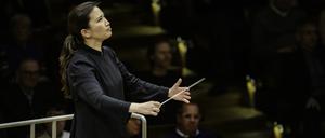 Die koreanische Dirigentin Eun Sun Kim in der Philharmonie.