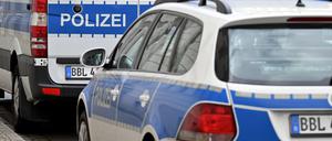Potsdam, 16.04.2024, Lokales, Polizei, Polizeifahrzeuge, Streifenwagen, Polizeiwagen, Symbolfoto, Genrebild, Foto: Ottmar Winter PNN ACHTUNG: Foto ist ausschließlich für redaktionelle Berichterstattung der PNN und des TGSP! 