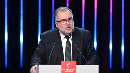 Siegfried Russwurm, Präsident des Bundesverbandes der Deutschen Industrie (BDI) spricht bei der Eröffnungsfeier der Hannover Messe.