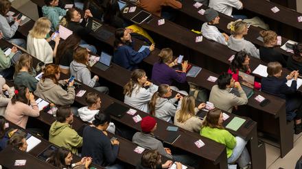 Der Hochschulpakt sollte vielen Abiturienten 2020 ein Studium, wie hier an der Ludwig-Maximilians-Universität, ermöglichen.