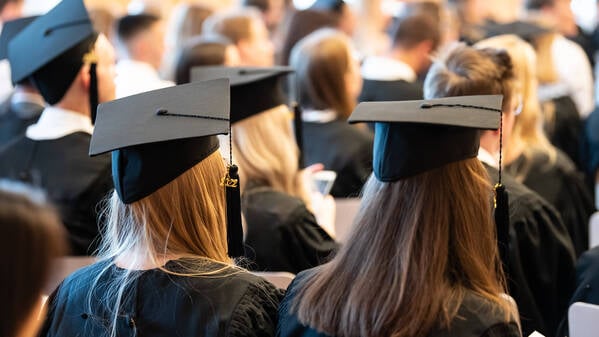 Wer in Kindheit und Jugend noch nicht brilliert, aber eine breite Qualifikation hat, kann später dennoch zu den Besten gehören. 