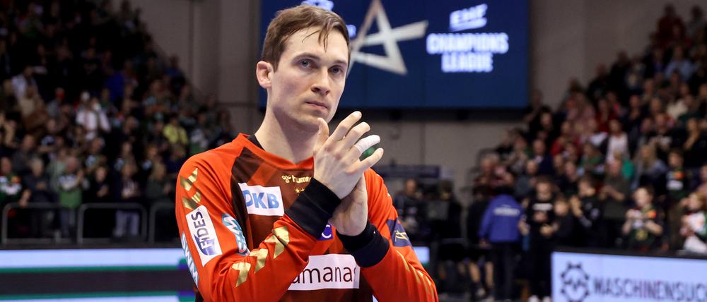 Magdeburgs Torhüter Nikola Portner bleibt suspendiert.