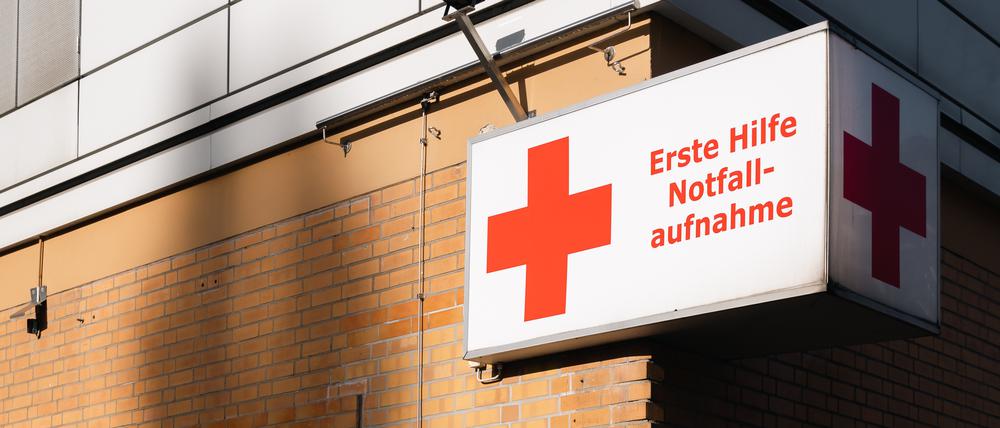 Außenansicht der DRK Kliniken Mitte in der Drontheimer Straße, Berlin Wedding.