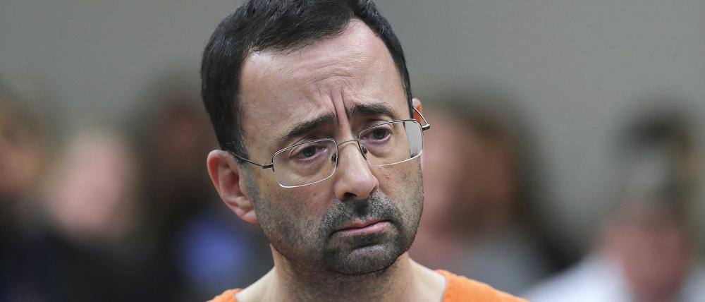 Larry Nassar, ehemaliger Arzt des US-Turnteams, kommt zu einer Gerichtsanhörung. 