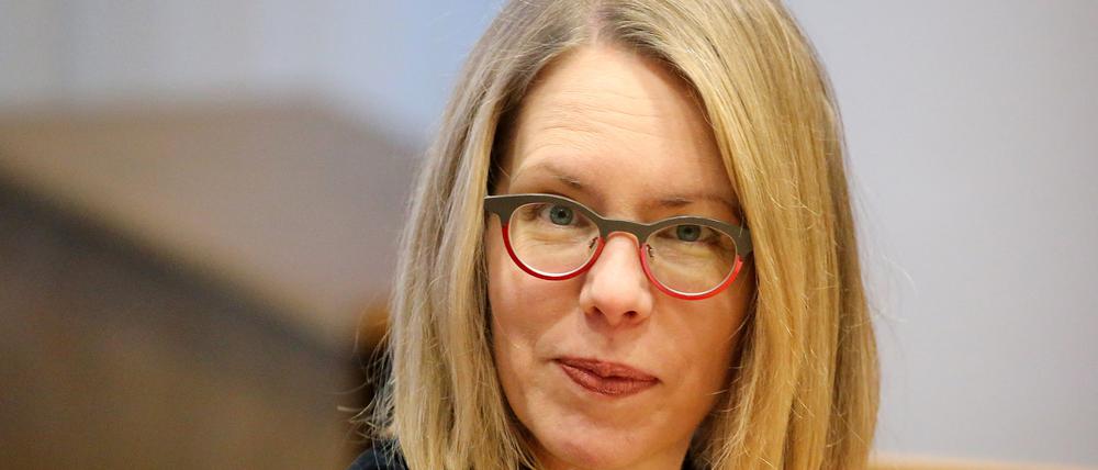 Archivbild von 2020: Die damalige Oberstaatsanwältin Anne Brorhilker zu Beginn eines Cum-Ex-Prozesstages im Bonner Landgericht.