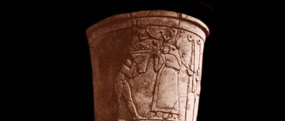 Die Uruk-Vase, deren Kopie zum Vorderasiatischen Museum gehört.