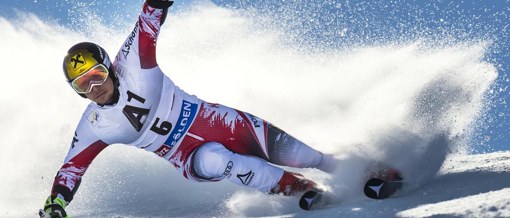 Neue sportliche Heimat Marcel Hirscher, Skirennfahrer aus Österreich und den Niederlanden in Aktion beim Slalomrennen.