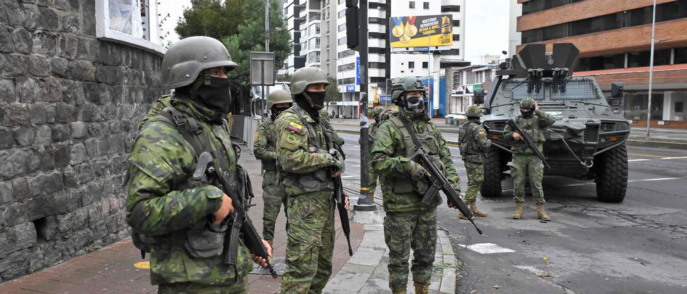 Soldaten auf den Straßen könnten für die ecuadorianische Bevölkerung zur Normalität werden.