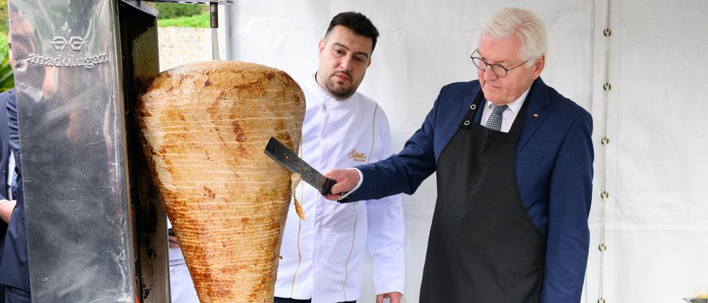 Wem gehört der Döner? Bundespräsident Frank-Walter Steinmeier im April bei einem offiziellen Besuch in der Türkei.