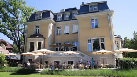 Die Villa Kellermann besticht auch durch seine herrliche Lage am Heiligen See.