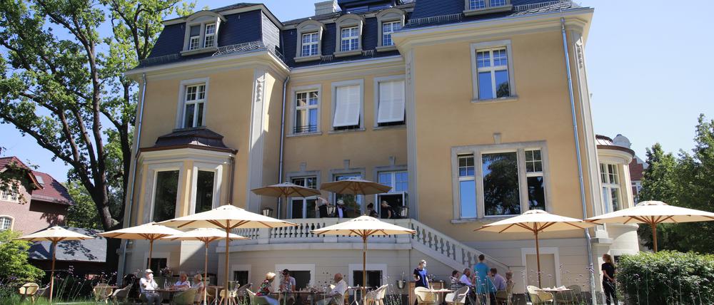 Die Villa Kellermann besticht auch durch seine herrliche Lage am Heiligen See.