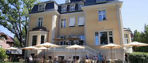 Die Villa Kellermann besticht auch durch seine herrliche Lage am Heiligen See.