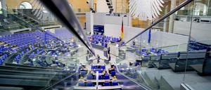 Der Deutsche Bundestag möchte Korruption und Bestechung stärker bekämpfen.