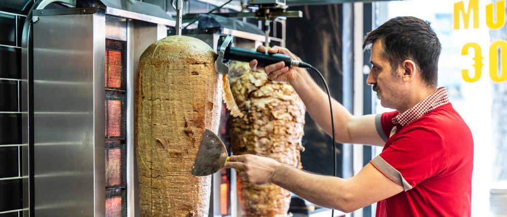 Ein Erzeugerverband aus der Türkei will den Döner als „garantiert traditionelle Spezialität“ schützen lassen.
