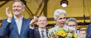 Inszenierung der Geschlossenheit: Parteichef Christian Lindner, Verkehrsminister Volker Wissing und Spitzenkandidatin Marie-Agnes Strack-Zimmermann 