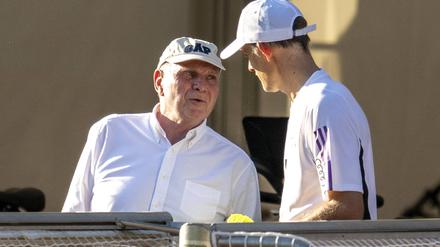 Uli Hoeneß (l.) hält offenbar nicht viel von Thomas Tuchel.
