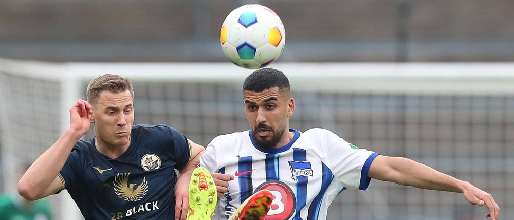 Aymen Barkok (rechts) ist derzeit vom FSV Mainz an Hertha BSC verliehen. 
