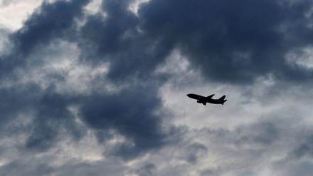 Es gibt eine fast unüberschaubare Anzahl von Berichten über Vorfälle im Zusammenhang mit Turbulenzen. 