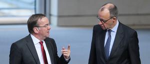 Neuer Kanzler, alter Verteidigungsminister – Friedrich Merz (r.) und Boris Pistorius bestimmen nun die deutsche Sicherheitspolitik.