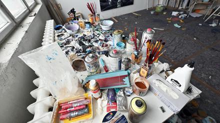 Einblicke in Ateliers, Werkstätten und Kunsträume bietet der alljährliche Tag der Offenen Ateliers in Potsdam, der 2026 für den 3. Mai geplant ist.