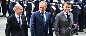 Bundeskanzler Scholz mit Tusk und Macron. 