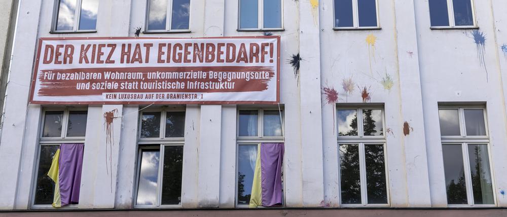 Die Oranienstraße in Berlin, zwischen Gentrifizierung und Tradition.