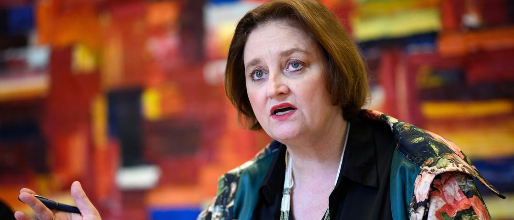 Ina Czyborra (SPD), Berliner Senatorin für Wissenschaft, Gesundheit und Pflege, spricht bei einem Interview mit der Deutschen Presse-Agentur.
