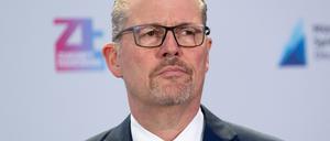 Rainer Dulger, Präsident der Bundesvereinigung der Deutschen Arbeitgeberverbände (BDA), nimmt nach dem Münchener Spitzengespräch der deutschen Wirtschaft an einer Pressekonferenz teil. Scholz und Vertreter der Wirtschaft trafen sich im Rahmen der Internationalen Handwerksmesse (IHM). 