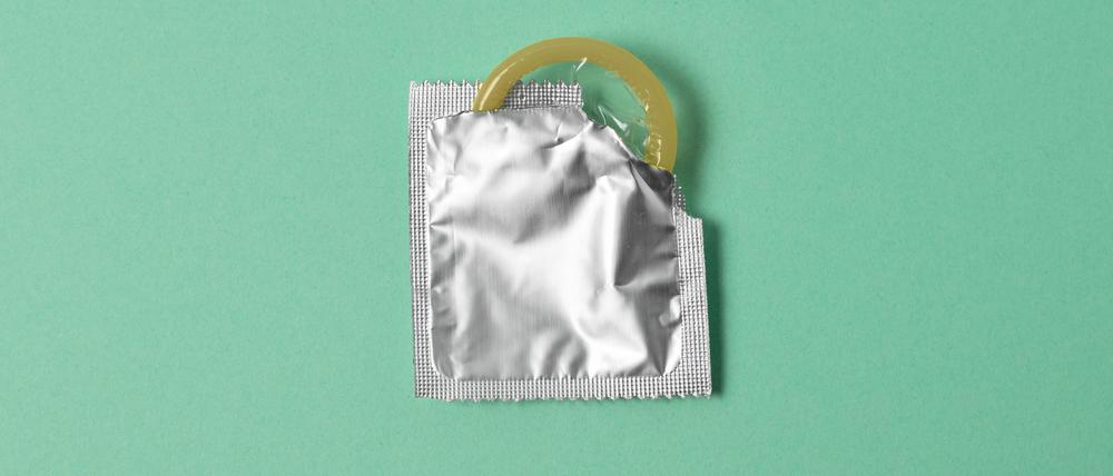 Menschen ab 50 Jahren sind sexuell aktiver und infizieren sich deshalb auch öfter mit sexuell übertragbaren Krankheiten.