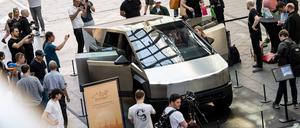 Cybertruck in der „Mall of Berlin“