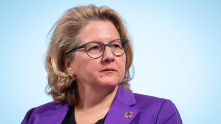 Svenja Schulze, Bundesministerin für wirtschaftliche Zusammenarbeit und Entwicklung beim 15. Petersberger Klimadialog im Auswärtigen Amt.