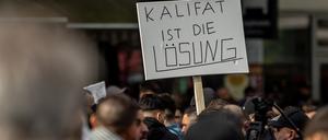 Teilnehmer einer Islamisten-Demo 