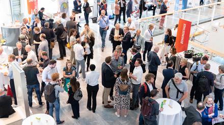 Die Energietage in Präsenz finden jedes Jahr im Ludwig-Erhard-Haus der IHK statt. 