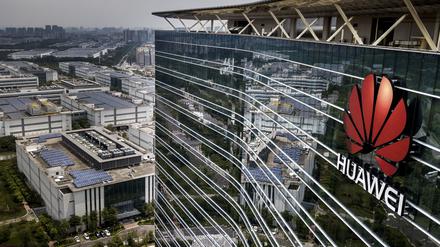 Hauptgebäude des Huawei Campus in Dongguan, China.