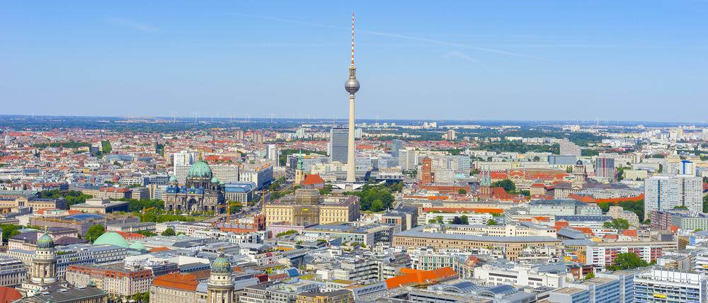 Luftaufnahme von Berlin mit Fernsehturm: Die 3,9-Millionen-Einwohner-Metropole braucht Wohnraum.