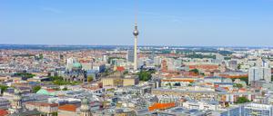 Luftaufnahme von Berlin mit Fernsehturm: Die 3,9-Millionen-Einwohner-Metropole braucht Wohnraum. 