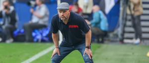 HSV-Trainer Steffen Baumgart ließ seinem Frust nach dem Spiel freien Lauf.
