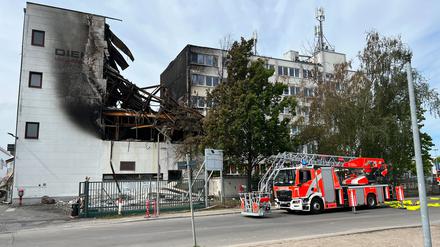Brand Lichterfelde, 6.5.2024
Auf dem Foto FW-Sprecher Carsten Mohr Foto: Boris Buchholz
