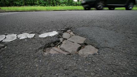 Der Zustand der Straße verschlechtert sich weiter.
