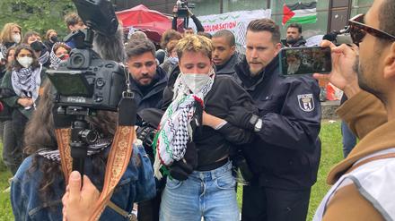 Räumung des Protestcamps an der FU.