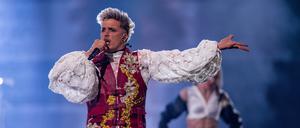 Baby Lasagna aus Kroatien mit dem Titel „Rim Tim Tagi Dim· beim ersten Halbfinale des Eurovision Song Contest (ESC) 2024 in der Malmö Arena. 