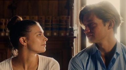 die Serie "Maxton Hall" mit Harriet Herbig-Matten (Bibi und Tina) und Damian Hardung 