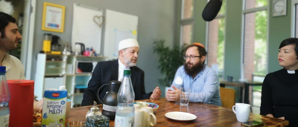 Imam Mohammed Taha Sabri und Rabbi Jeremy Borovitz beim interreligiösen Gespräch.
