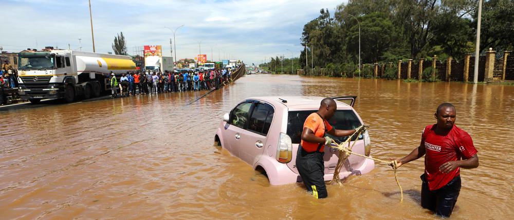 Hochwasser in Kenia. Mindestens 188 Menschen sind durch Überschwemmungen und Erdrutsche ums Leben gekommen.